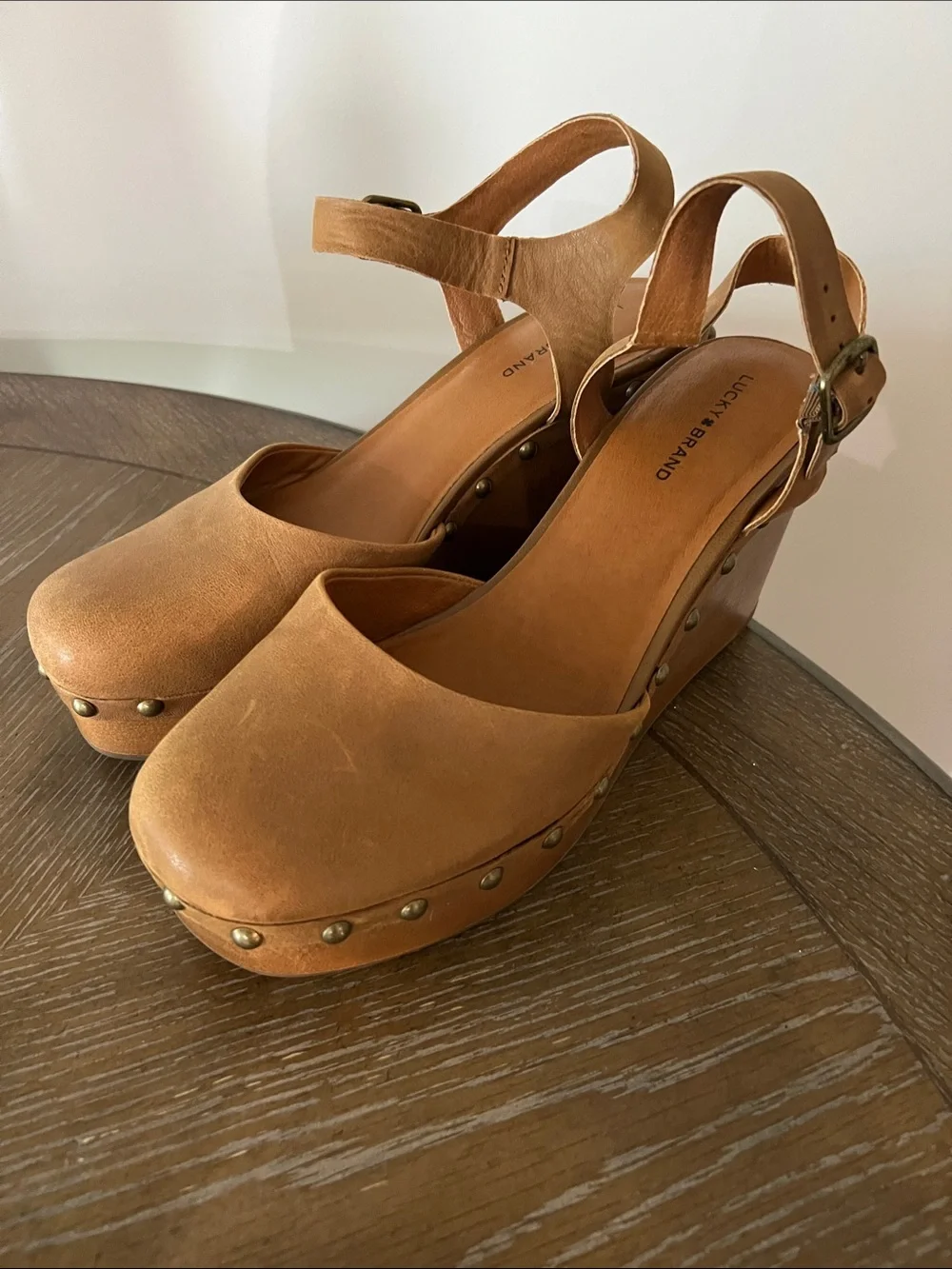 Lucky Brand Cognac Tan Leather Studded Platform Wedge Sandals